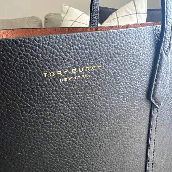 Tory Burch Perry Triple Compartment Tote - Picture 3 of 12
